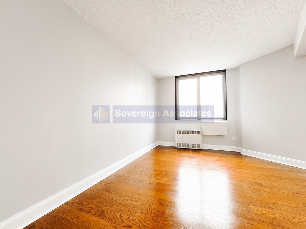 3333 Broadway - Photo 7
