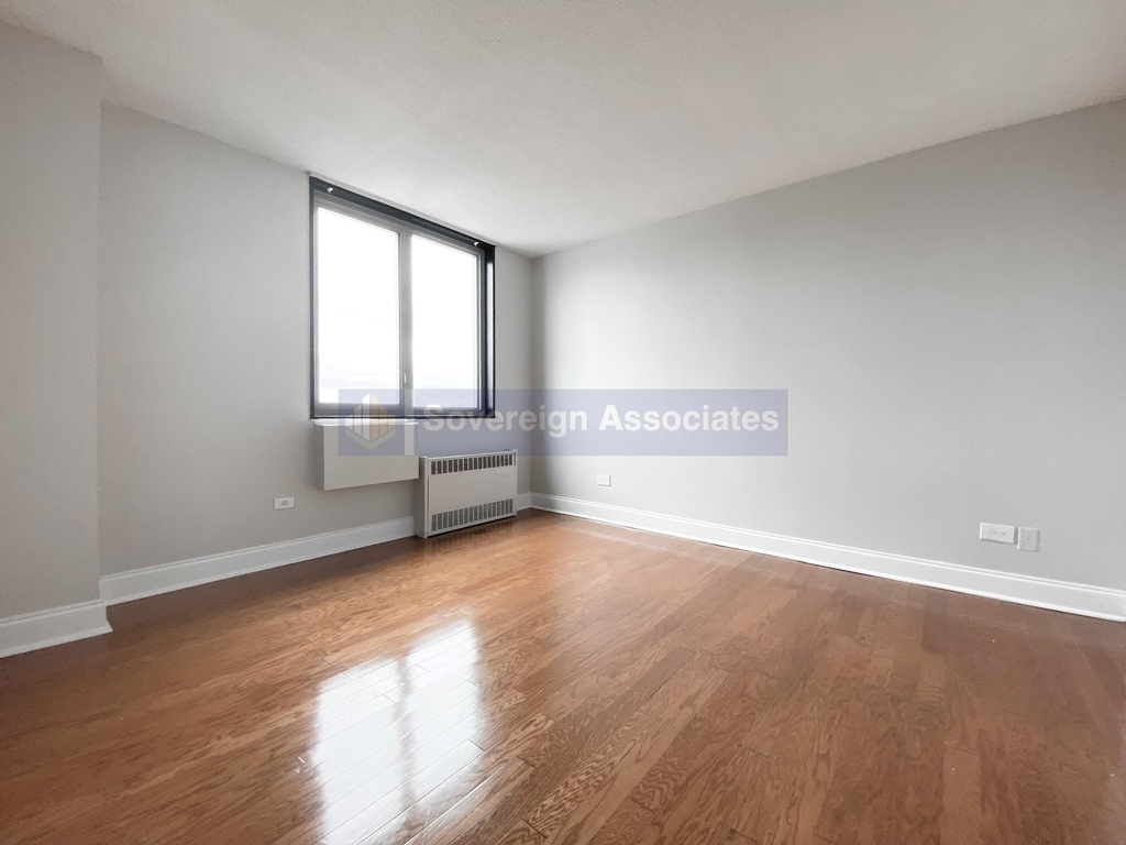 3333 Broadway - Photo 1