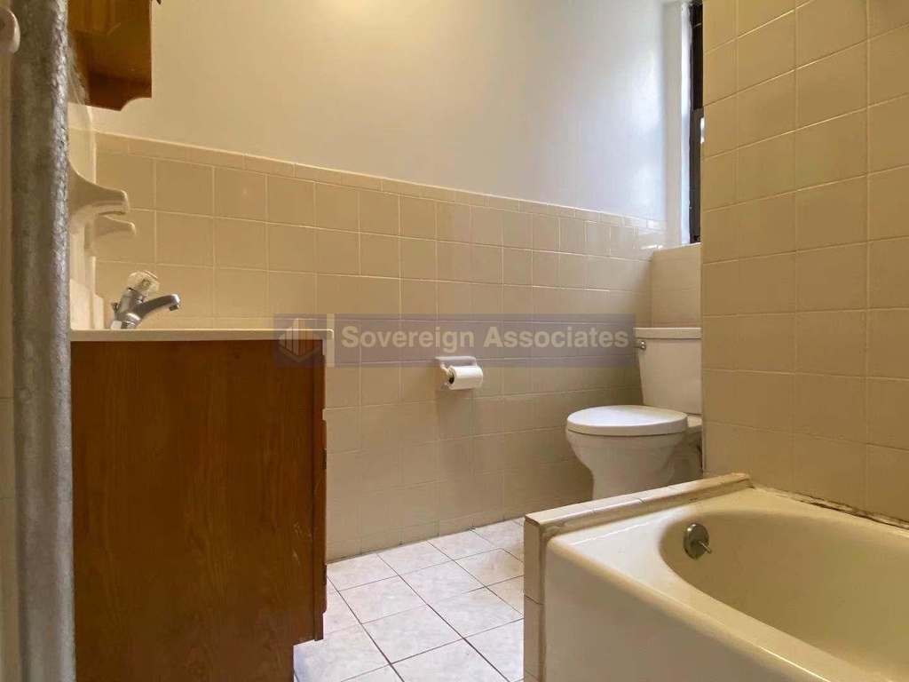 715 West 172nd Street - Photo 7