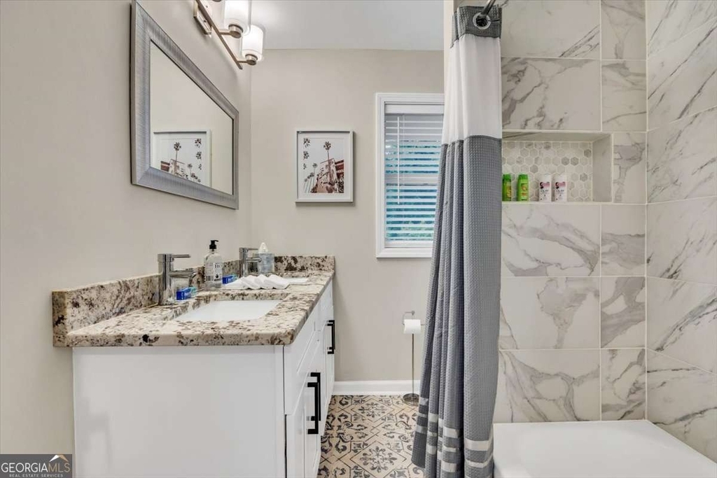 2271 Columbia Drive - Photo 8