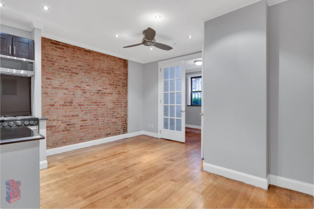 East 26th Street & LEXINGTON AVE - Photo 1