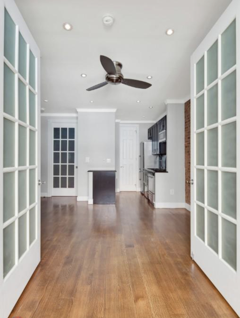 East 26th Street & LEXINGTON AVE - Photo 2