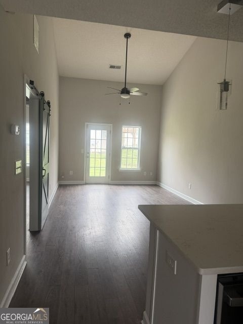 305 Fox Overlook - Photo 2