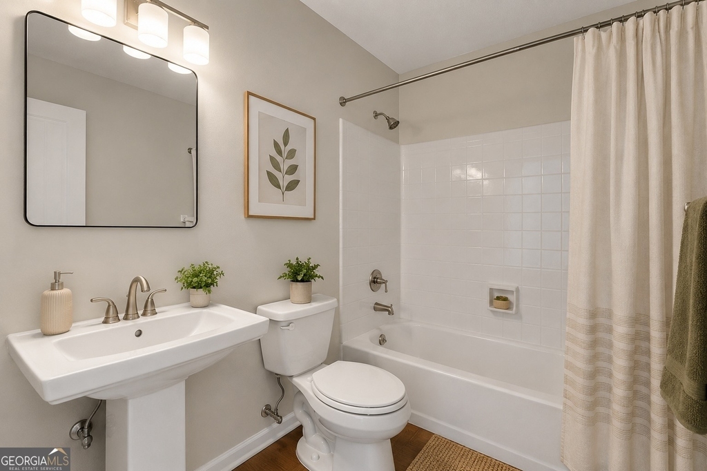 801 Marstevan Drive Ne - Photo 5