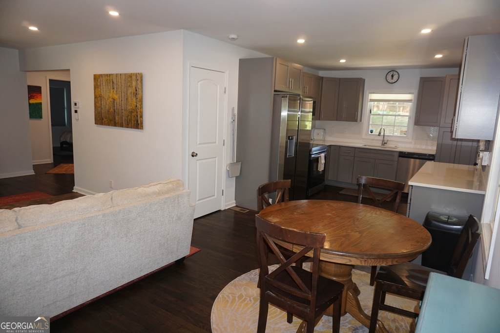 2163 Lilac Lane - Photo 2