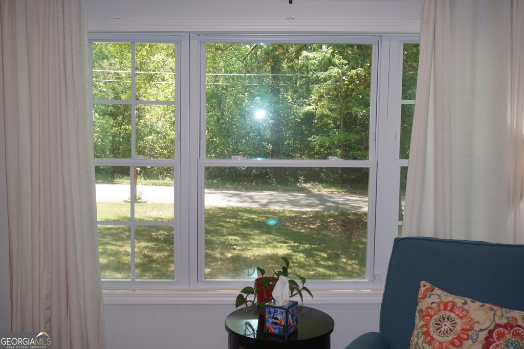 2163 Lilac Lane - Photo 4