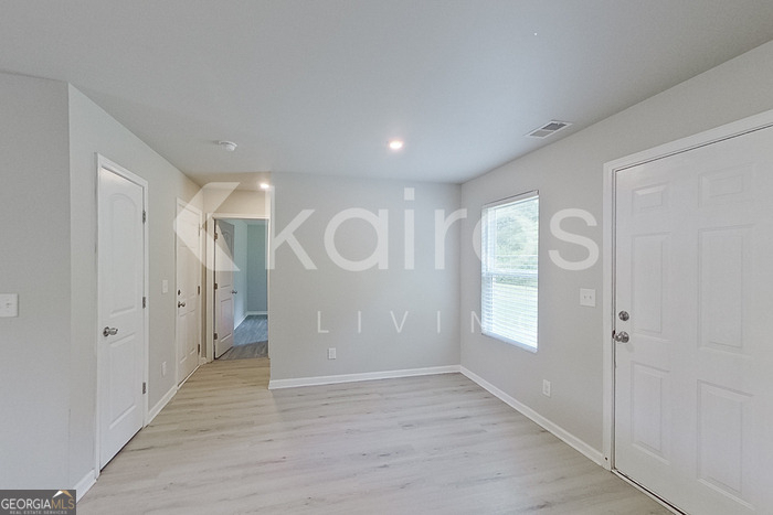 207 Hawthorn Trail - Photo 9