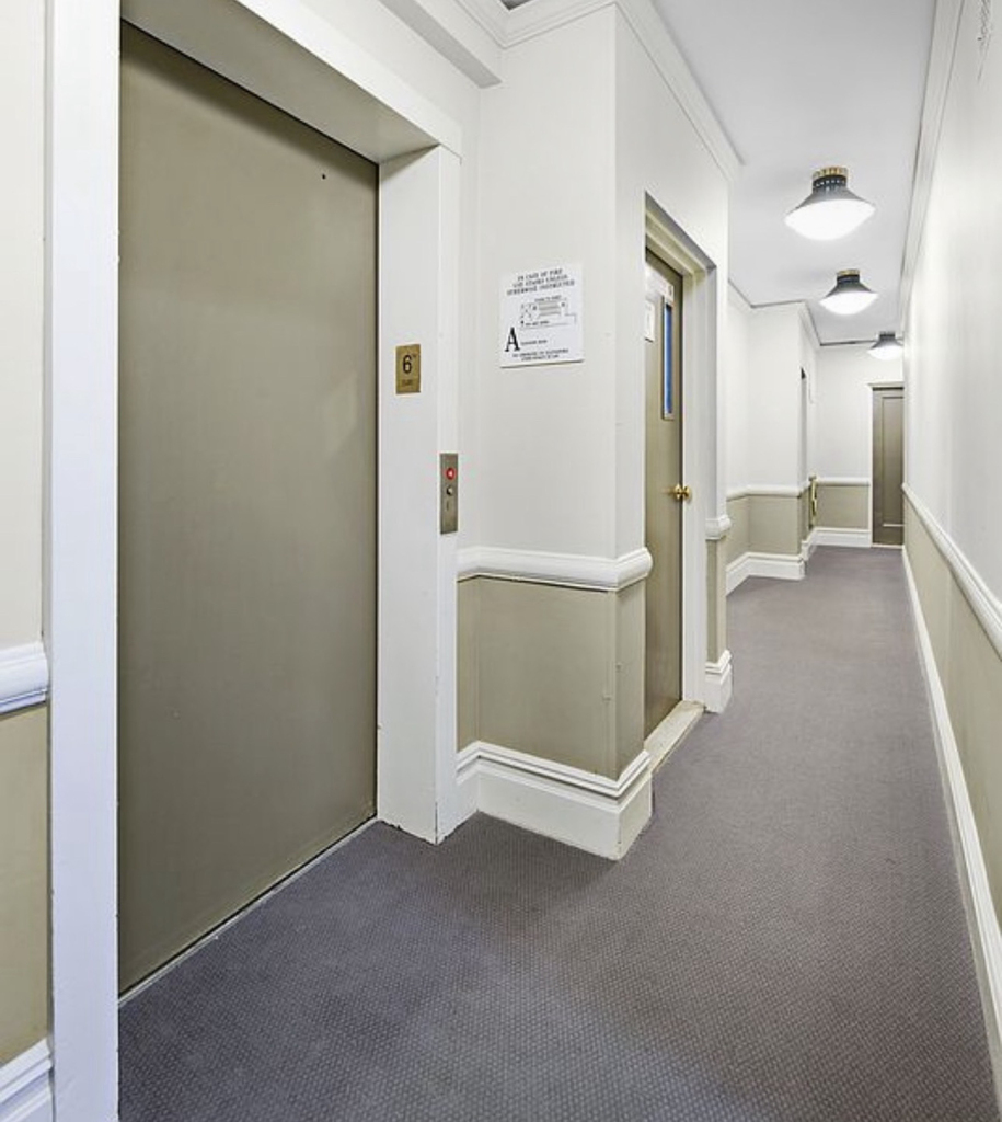 226 East 25th Street - Photo 6