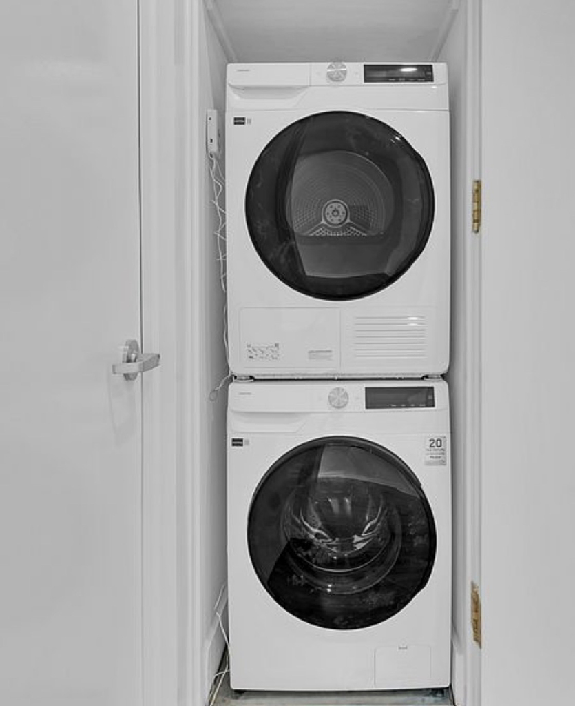 124 East 27th Street - Photo 2