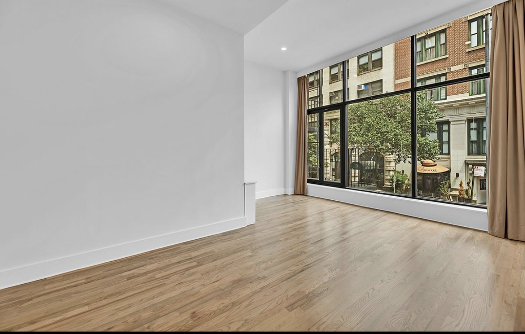 124 East 27th Street - Photo 8