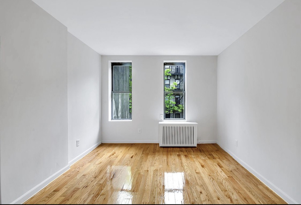 426 West 49th Street - Photo 0