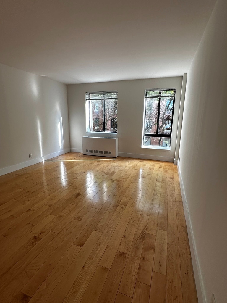 West 53rd Street - Photo 2