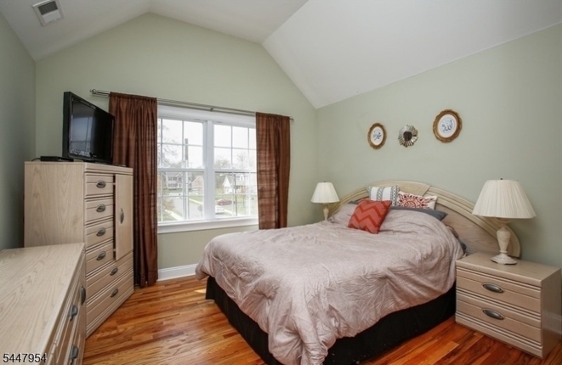 94 Pearl St - Photo 16