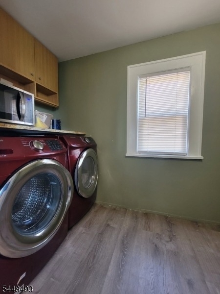 712 W Blancke St - Photo 2