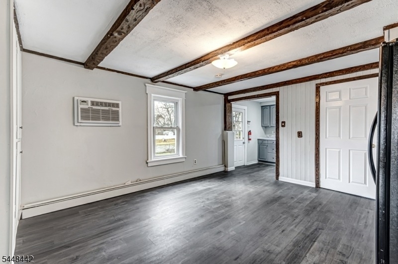 273 W Main St - Photo 3