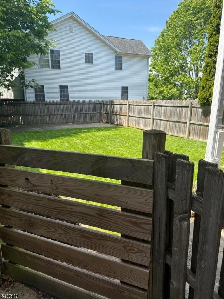 14 Raymond St - Photo 4
