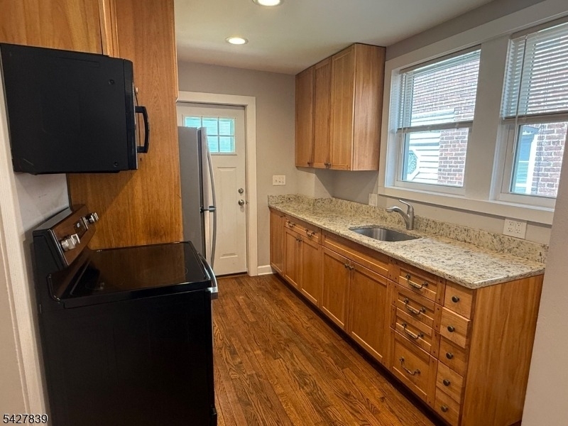 14 Raymond St - Photo 13