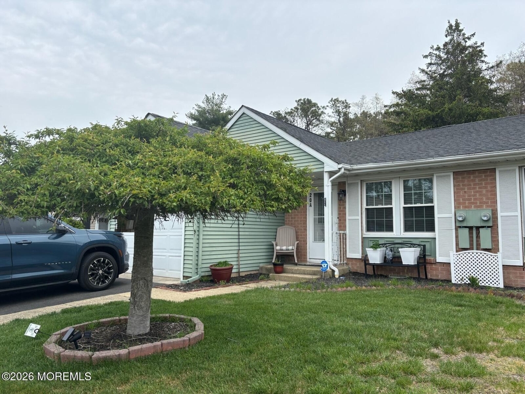 20 Easton Drive - Photo 0