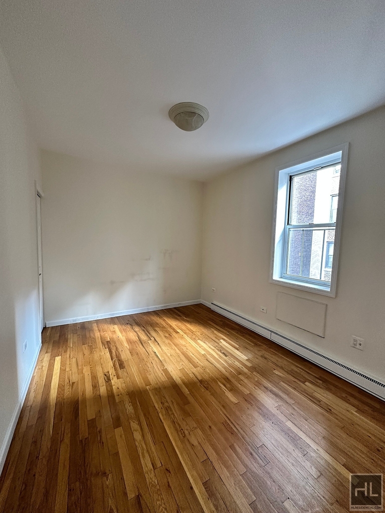 West 73 Street - Photo 2