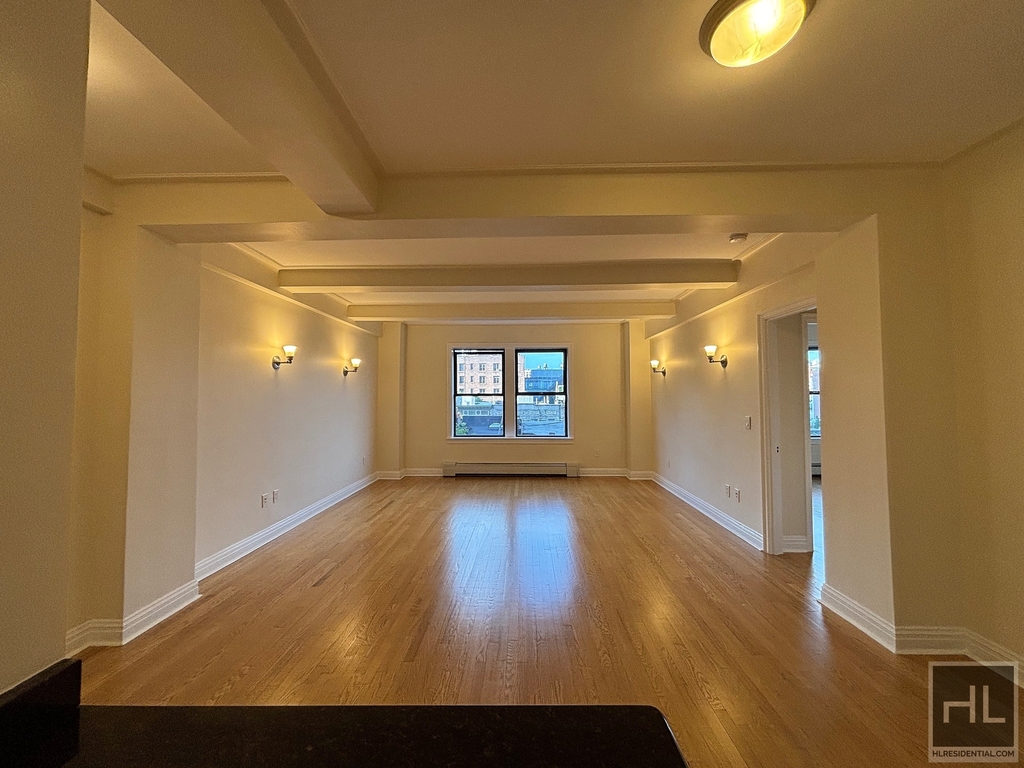 West 79 Street - Photo 1