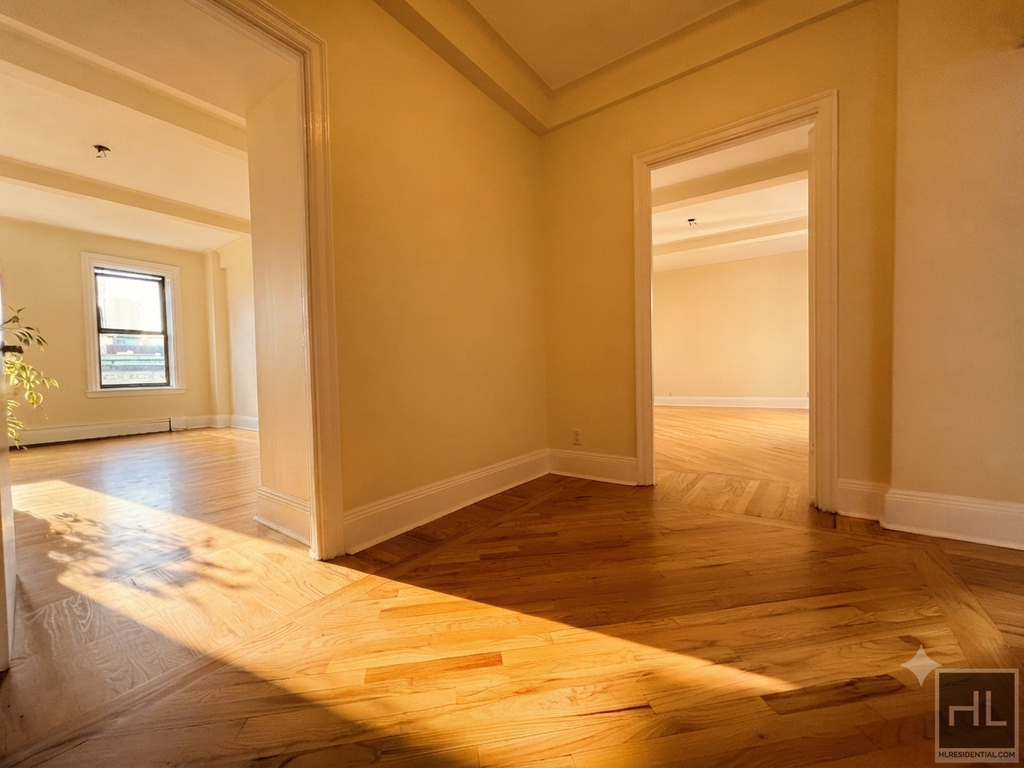 West 79 Street - Photo 1