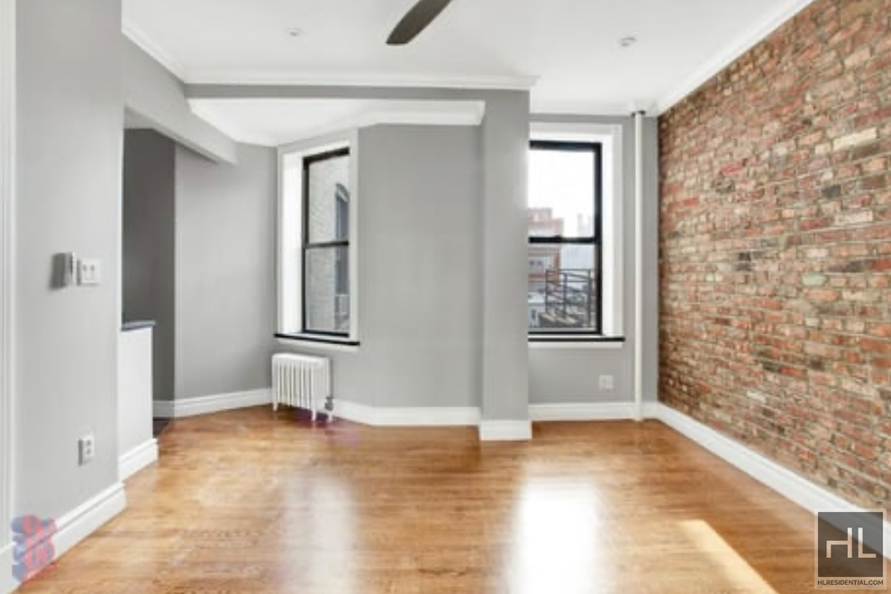 10th Ave. - Photo 3