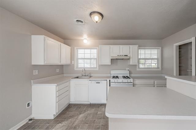 5805 Aton Avenue - Photo 14