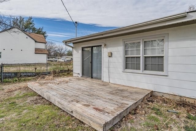 5805 Aton Avenue - Photo 33