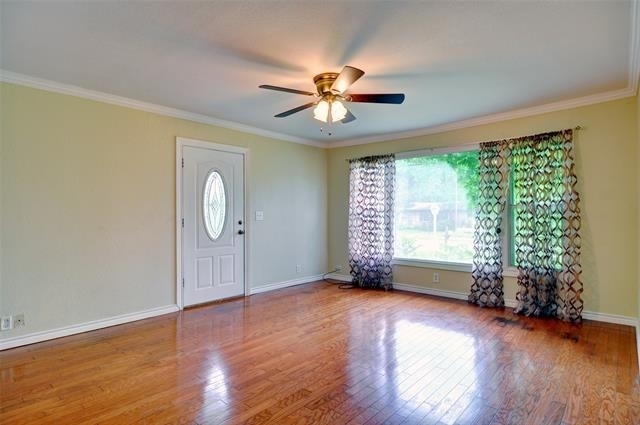 1110 Wade Hampton Street - Photo 4