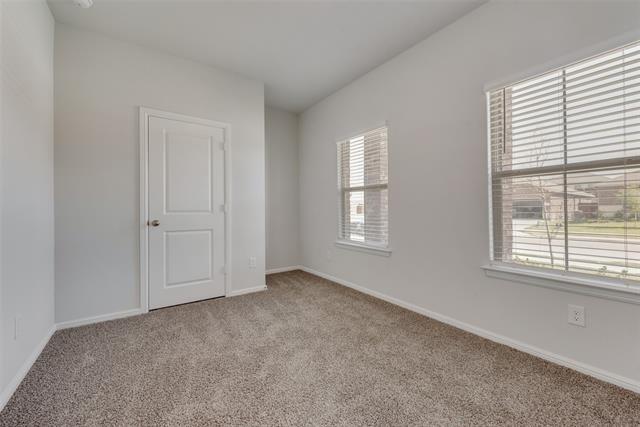 9704 New Bern Drive - Photo 11