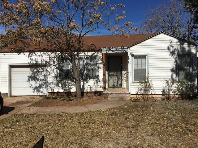 2310 N 18th Street - Photo 0