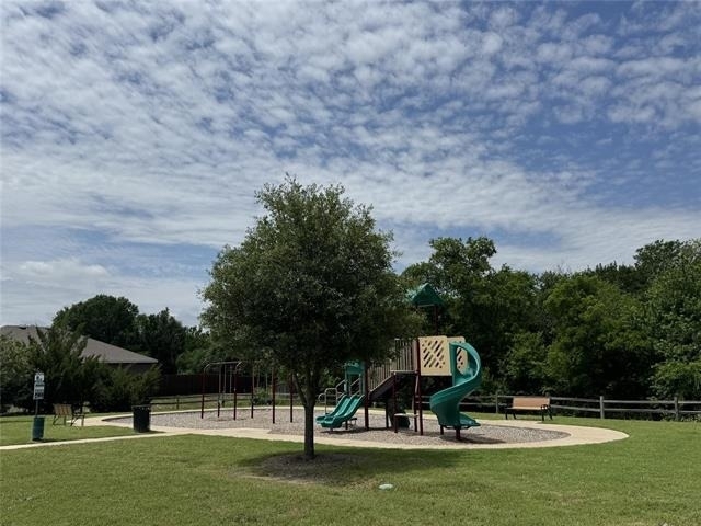 405 Willow Creek Drive - Photo 5