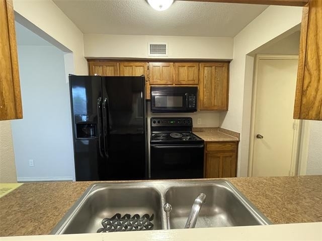 5516 Lewis Court - Photo 3