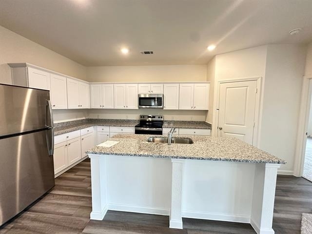 1855 Lockhart Drive - Photo 3