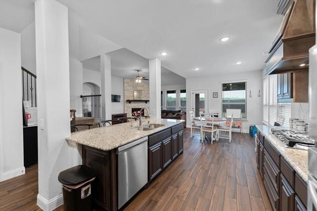 2760 Richard Street - Photo 5