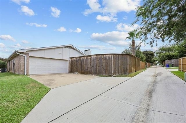2604 Winding Creek Drive - Photo 23