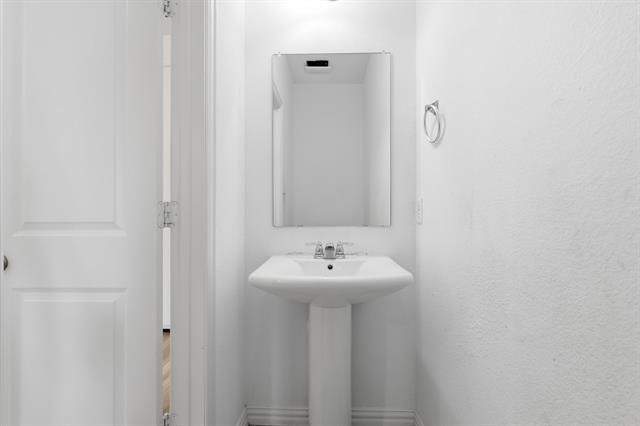 1728 Pegasus Drive - Photo 18