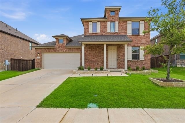 1728 Pegasus Drive - Photo 0