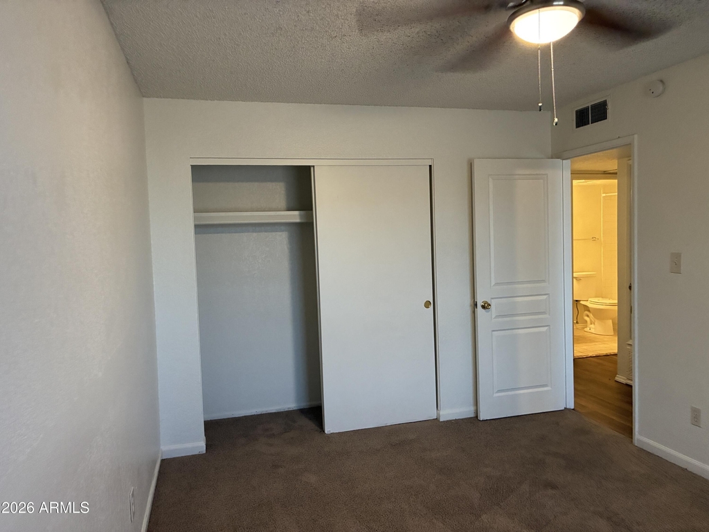 602 W Wickieup Lane - Photo 24
