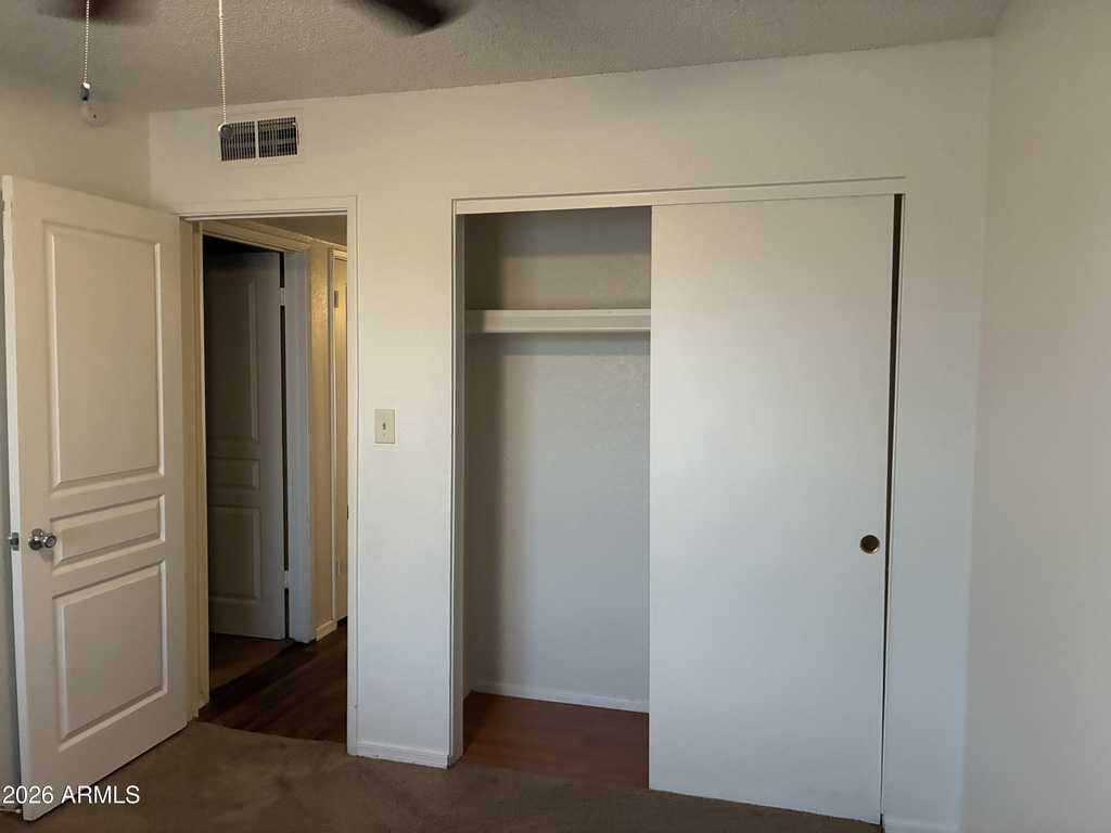 602 W Wickieup Lane - Photo 27
