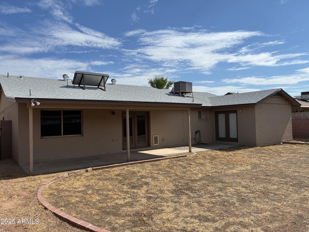 602 W Wickieup Lane - Photo 32