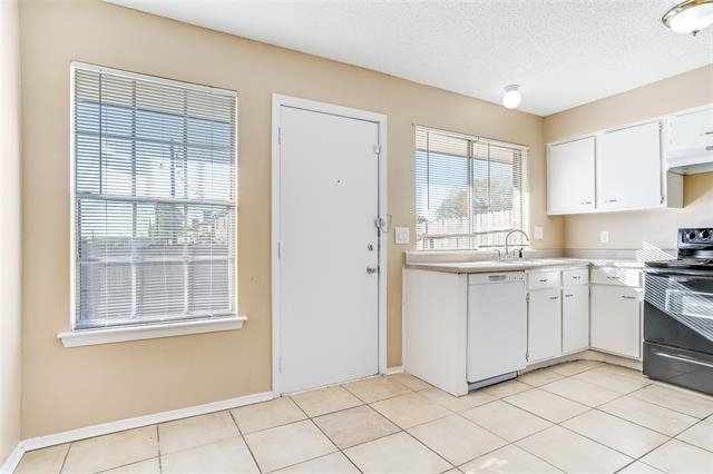 1044 Southmoor Drive - Photo 8