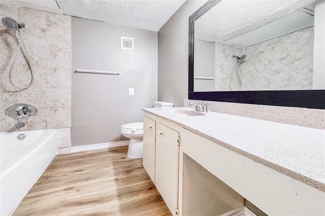1044 Southmoor Drive - Photo 11