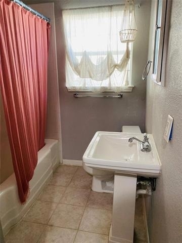 718 Crescent Street - Photo 10