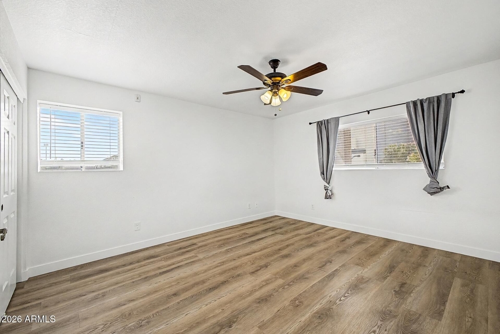 1331 W Baseline Road - Photo 20