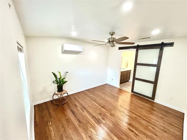 733 Morris Drive - Photo 2