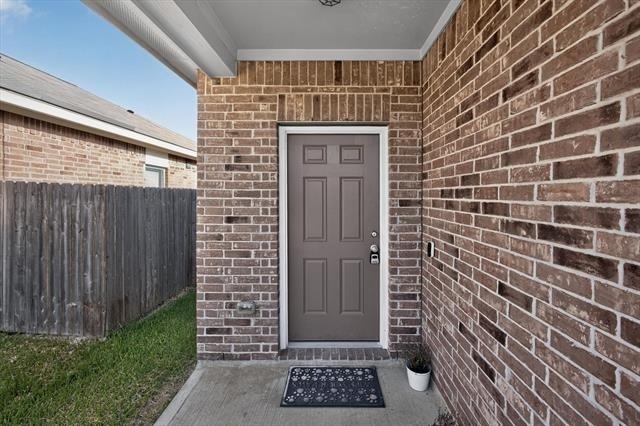 13435 Wembley Heights Drive - Photo 4