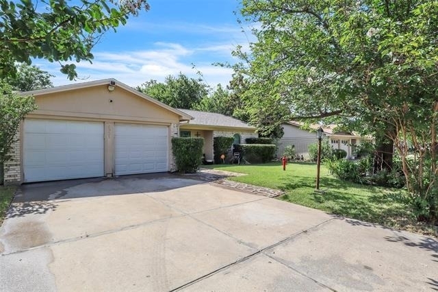 6921 Windy Hill Road - Photo 1