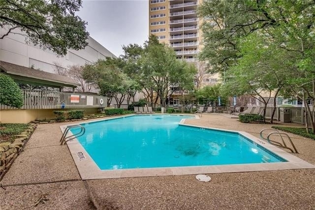 3883 Turtle Creek Boulevard - Photo 3