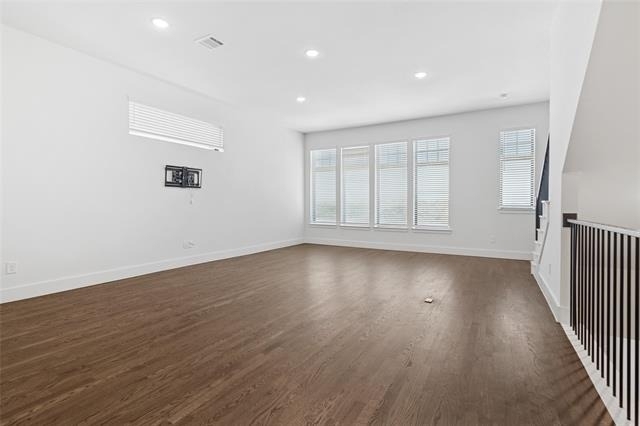 714 Resort Drive - Photo 5